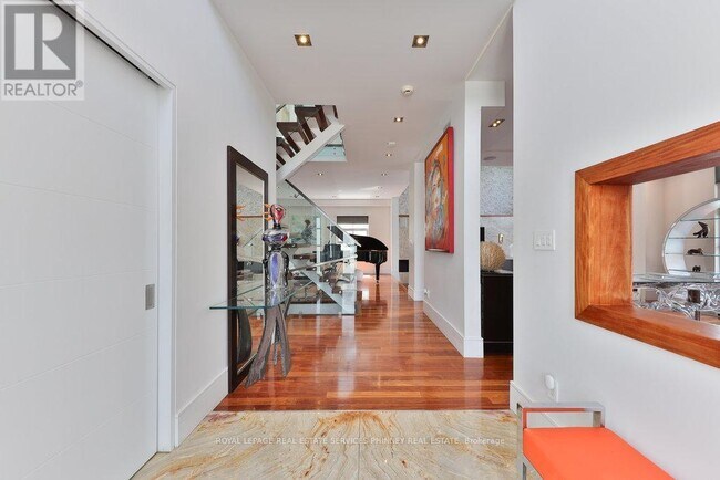 Building Photo - 622 Kozel Ct