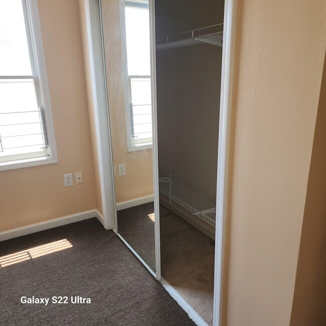 Building Photo - 157 Seaview Ave