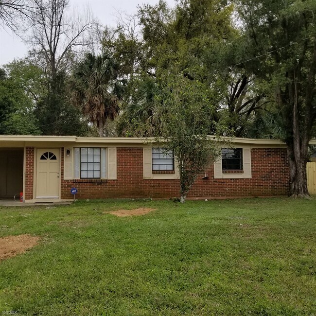 Building Photo - 3 br, 2 bath House - 2211 Belle Vue Way