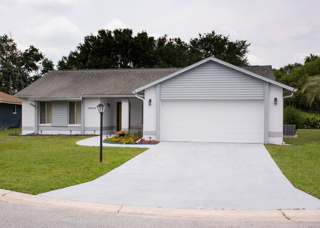 Photo - 28435 Trident Ct House