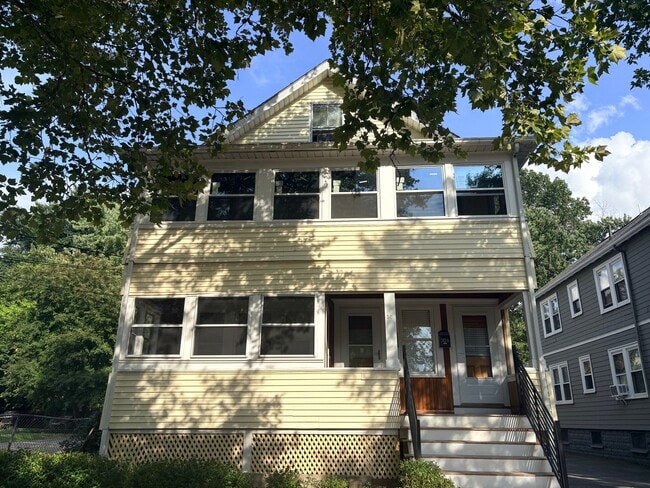 Building Photo - 50 Melendy Ave