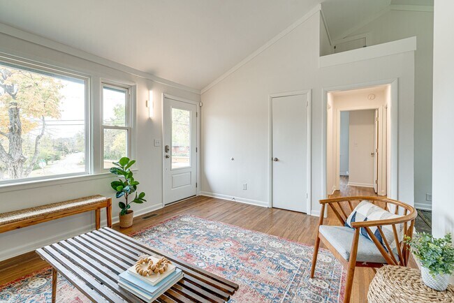 Foto del edificio - 3304 Curtis St