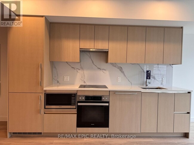 Building Photo - 1 Concord Cityplace Wy