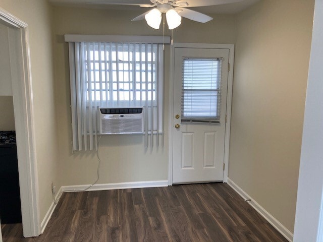 Building Photo - 132 N Maple