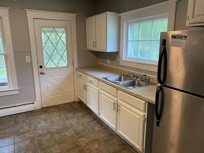 Foto del edificio - 3 Bed 1 Bath Single Family Home in Rhinelander