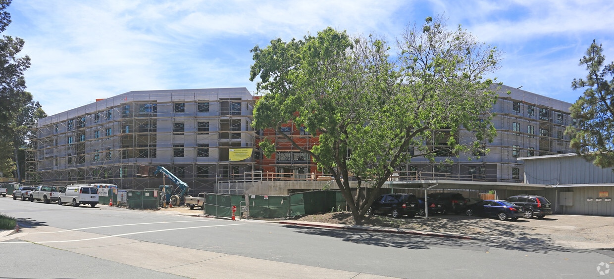 Riviera Family Apartments Walnut Creek Ca Apartments Com