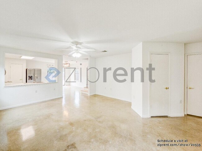 Foto del edificio - 5803 Viewpoint Dr
