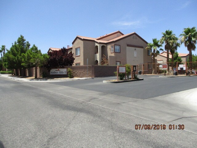 Building Photo - 9580 W Reno Ave
