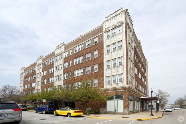 Foto del edificio - Southmoor Apartments