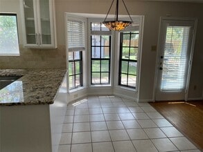 Building Photo - 6810 Redwood Falls Dr