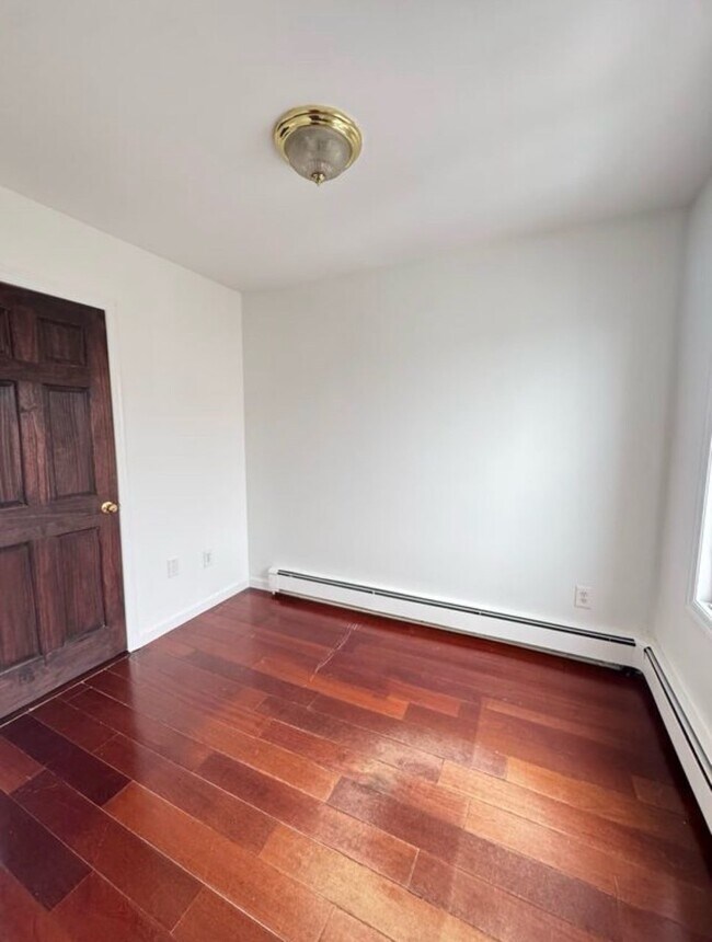 Foto del edificio - 5505 Grant Pl