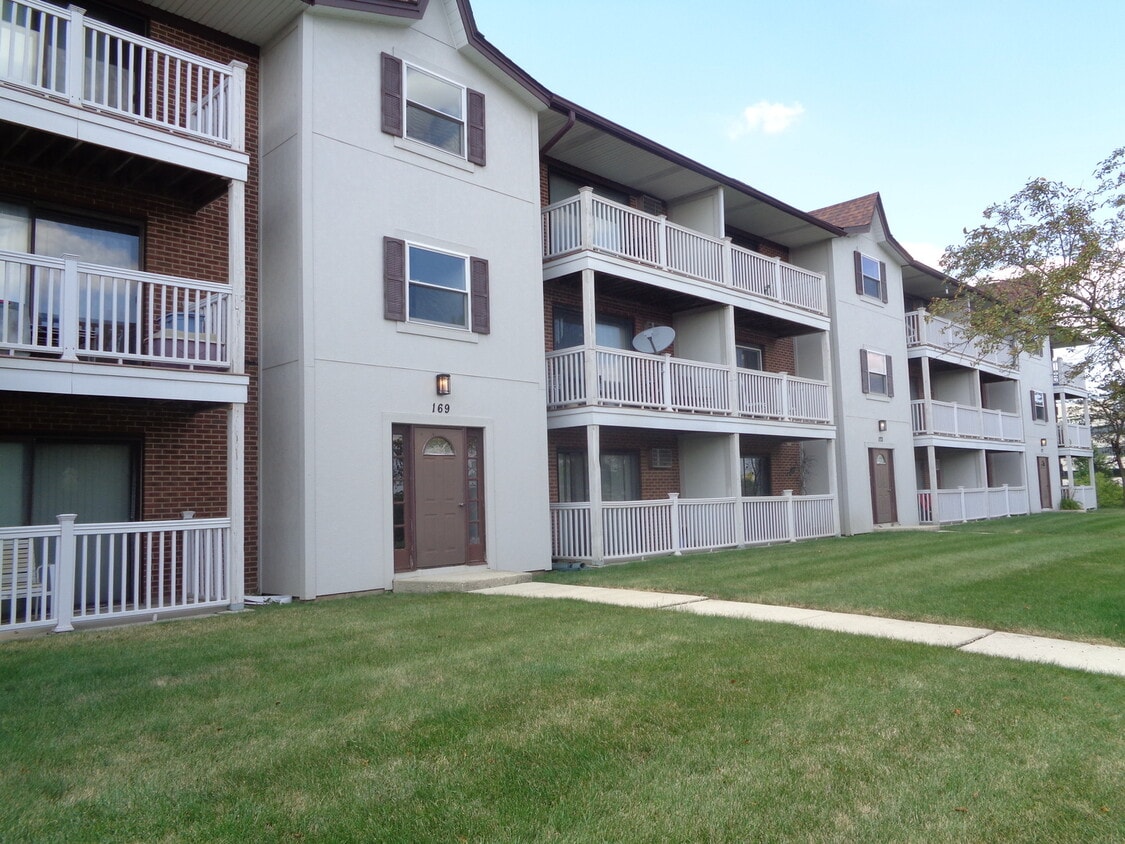 Primary Photo - 173 N Gregory St