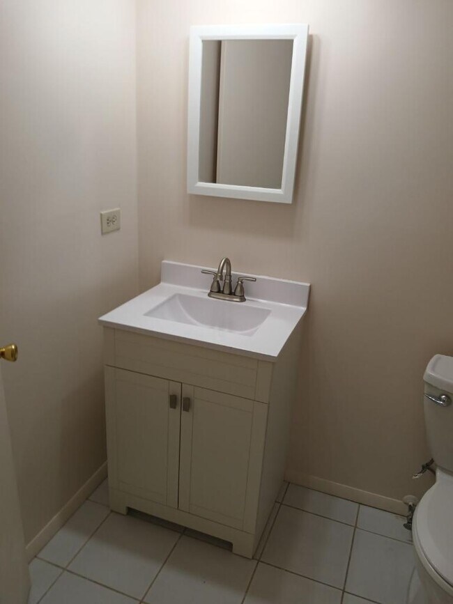 Foto del edificio - 2449 Spring St