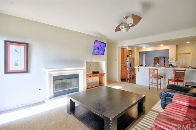 Building Photo - 27536 Murrieta Oaks Ave