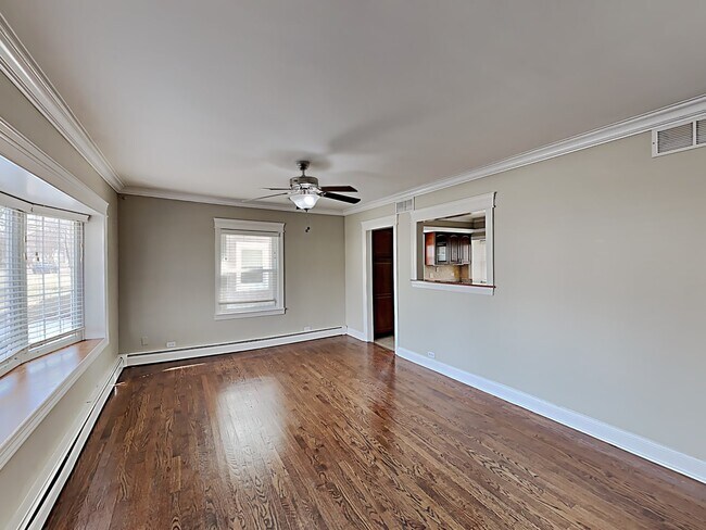 Building Photo - 4301 W 99th Pl