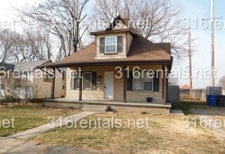 Building Photo - 621 Osage St