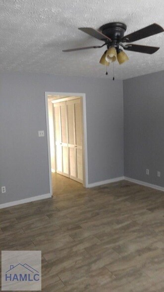 Foto del edificio - 79 Ivey St