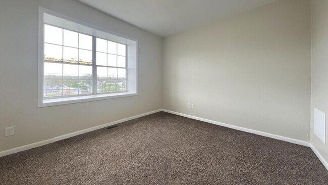 Foto del edificio - 17 Lee Cir