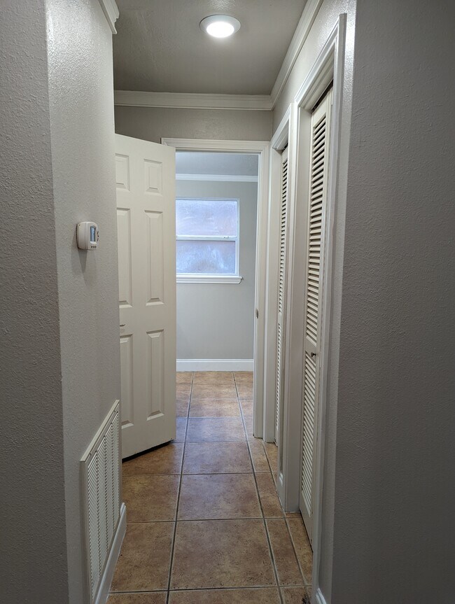 Hall Closets - 100 Harbour Town Dr