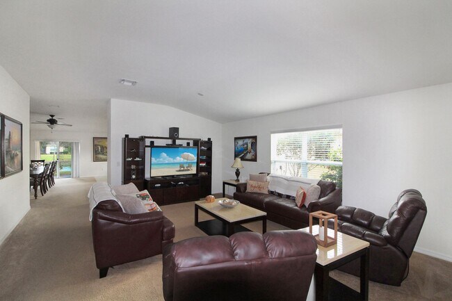 Building Photo - Ventura Village Annual Home for Rent