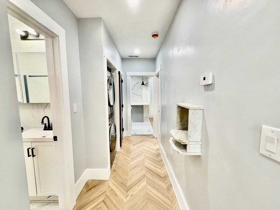 Foto principal - 5834 Phillips Ave