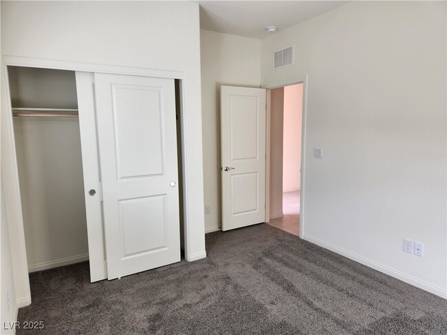 Foto del edificio - 10928 Preston Trails Ave
