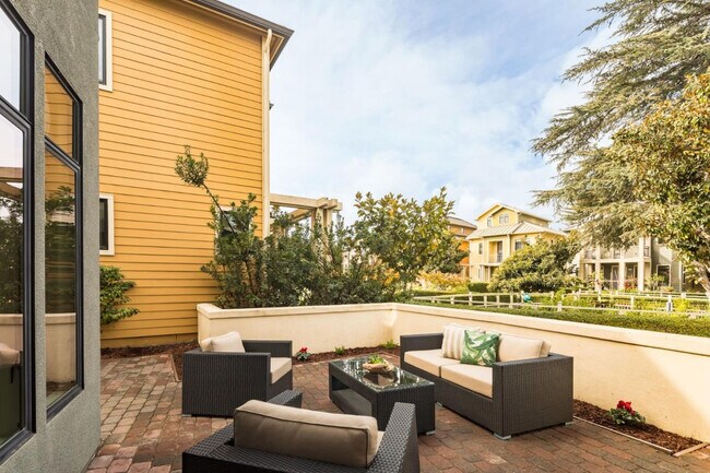 Foto del edificio - 401 Alder Ln