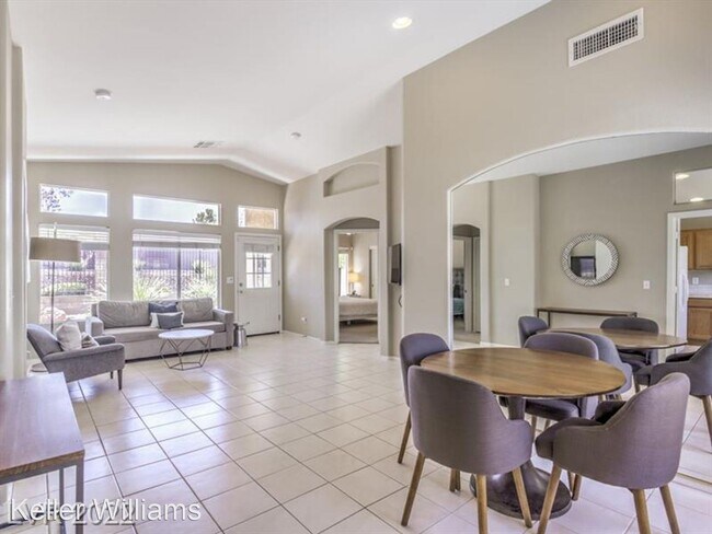 Foto del edificio - 2 br, 2 bath House - 2537 NEW SALEM AVE.
