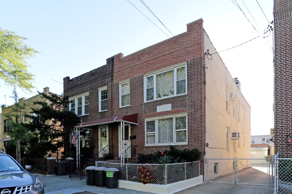 Living in Ditmars Steinway Astoria, NY Neighborhood Guide