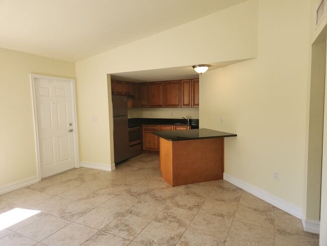 Building Photo - 3155 Royalston Ave