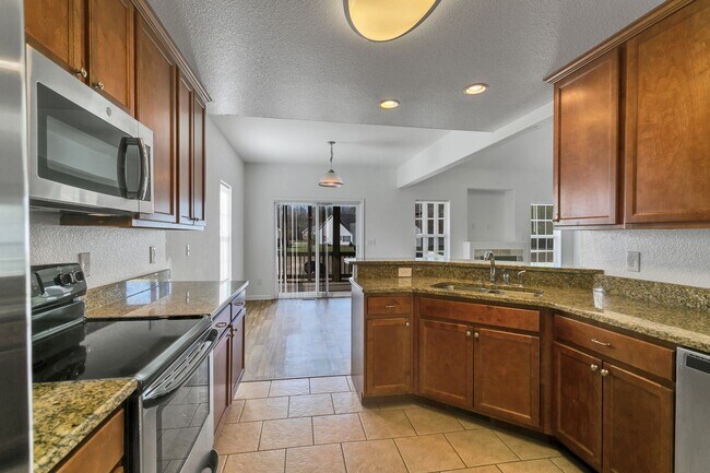 Foto del edificio - Beautiful 3 Bed/2.5 Bath located in Shingle Landing, Moyock NC