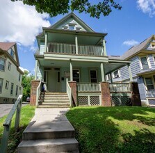 Building Photo - 450 Westcott St