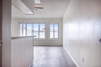 Building Photo - 7555 Linda Vista Rd