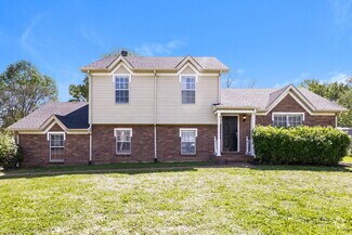 Building Photo - 3205 Country Lawn Dr