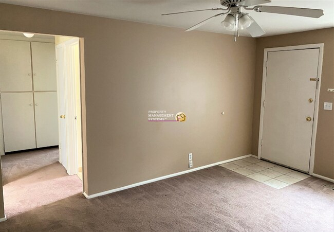 Building Photo - 824-826 E White Maple Way (3700 S)