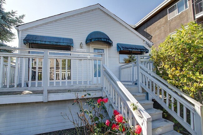 Building Photo - 3429 Wallingford Ave N