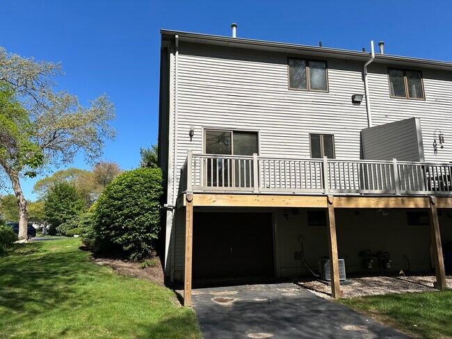 Foto del edificio - 320 Westmoreland St