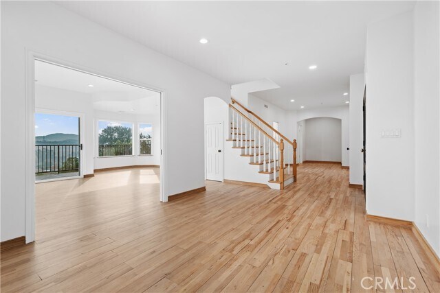 Building Photo - 30752 Shadetree Ln