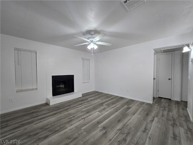 Building Photo - 2742 Alicialynn Way