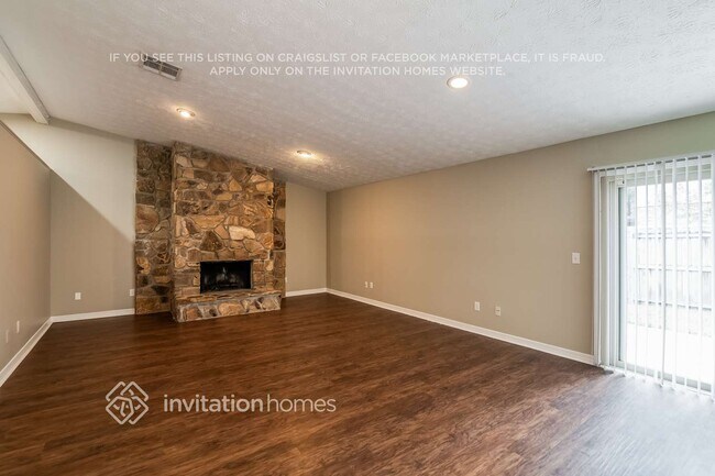 Foto del edificio - 4274 Walnut Bend