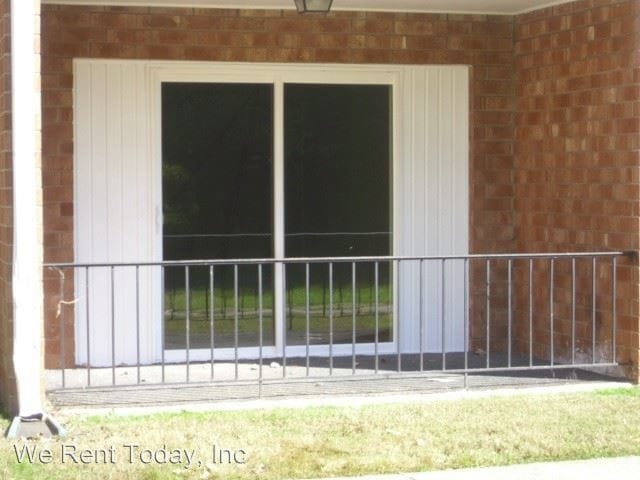 Building Photo - 2823 N Ohenry Blvd
