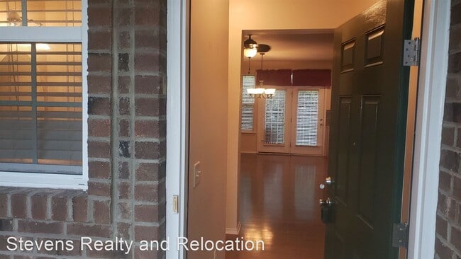 Building Photo - 2 br, 2.5 bath House - 1735 Whirlaway Court
