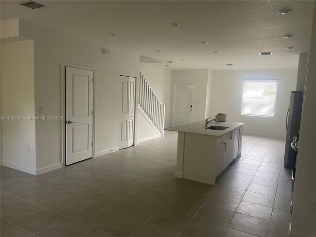 Foto del edificio - 204 SE 10th St