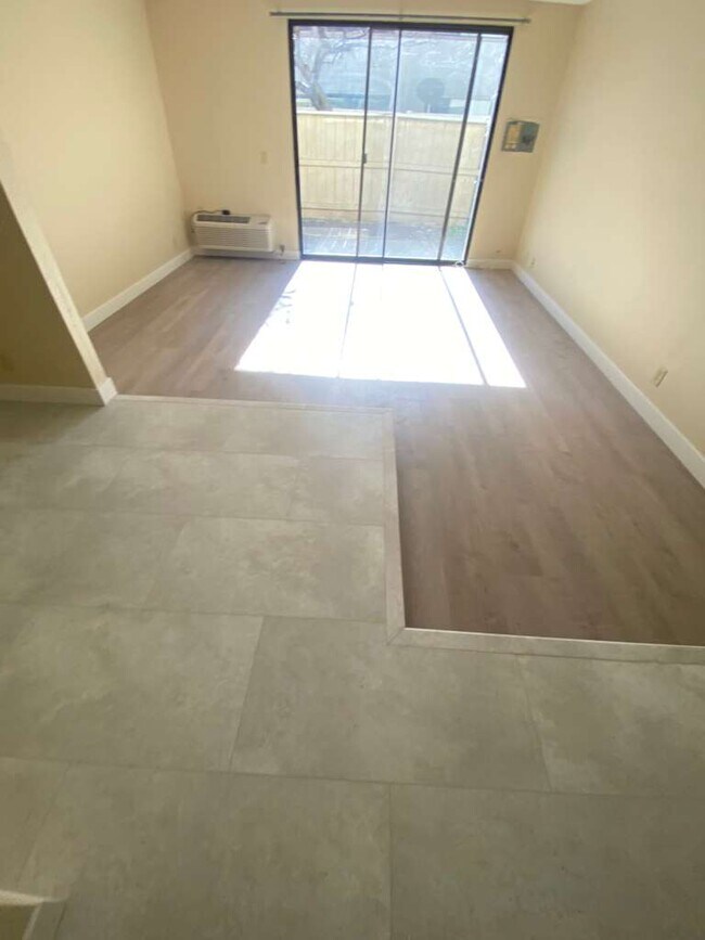 Foto del edificio - 3029 Kaiser Dr