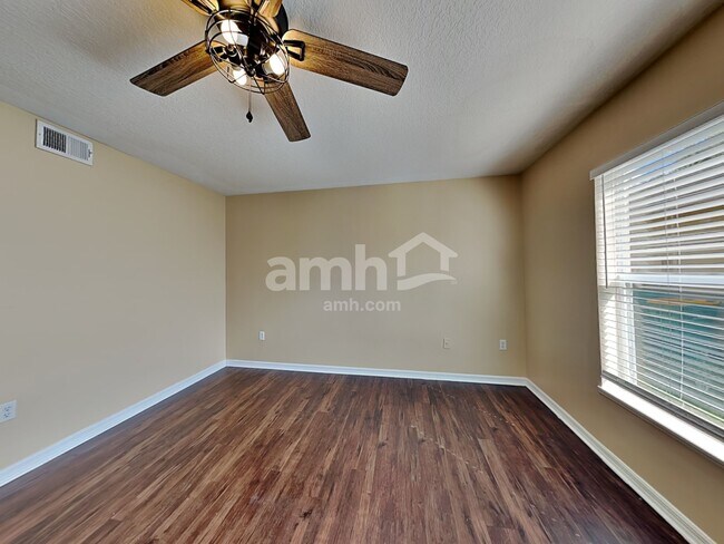 Foto del edificio - 4193 Palladian Way