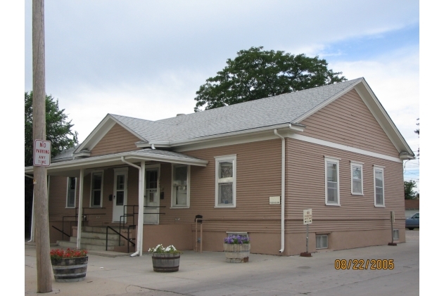 Building Photo - 418-422 E Overland Dr