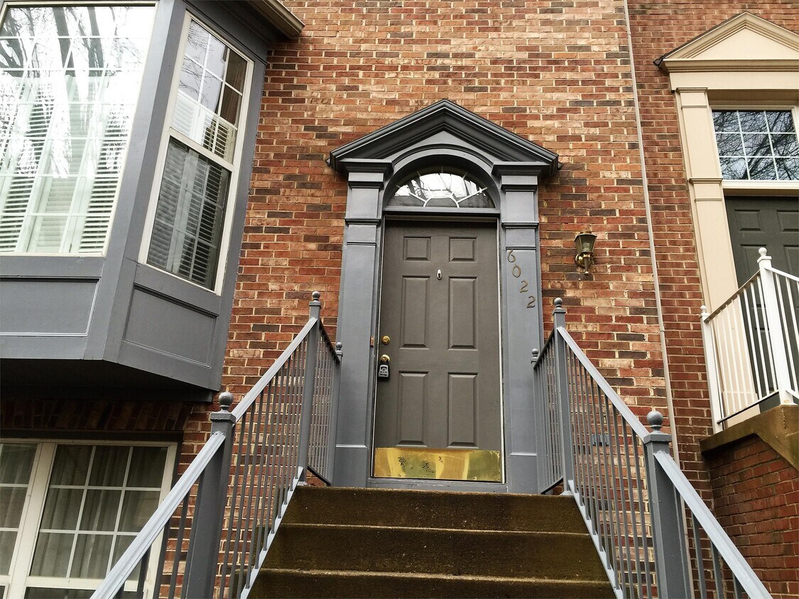Foto principal - 6022 Ricketts Walk