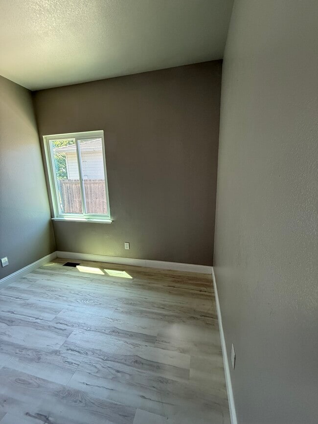 Building Photo - 290 San Leon Dr