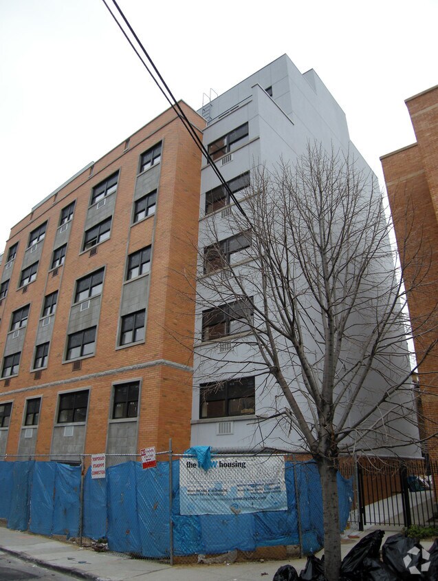 Primary Photo - Granite Terrace Apartments