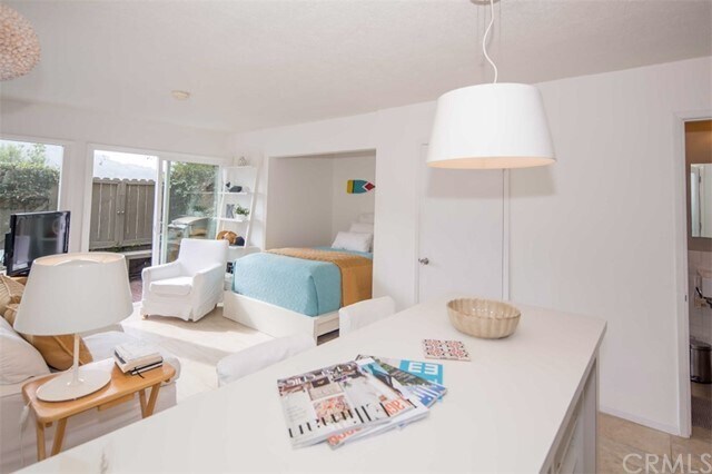 Foto principal - 1306 Bluebird Canyon Dr
